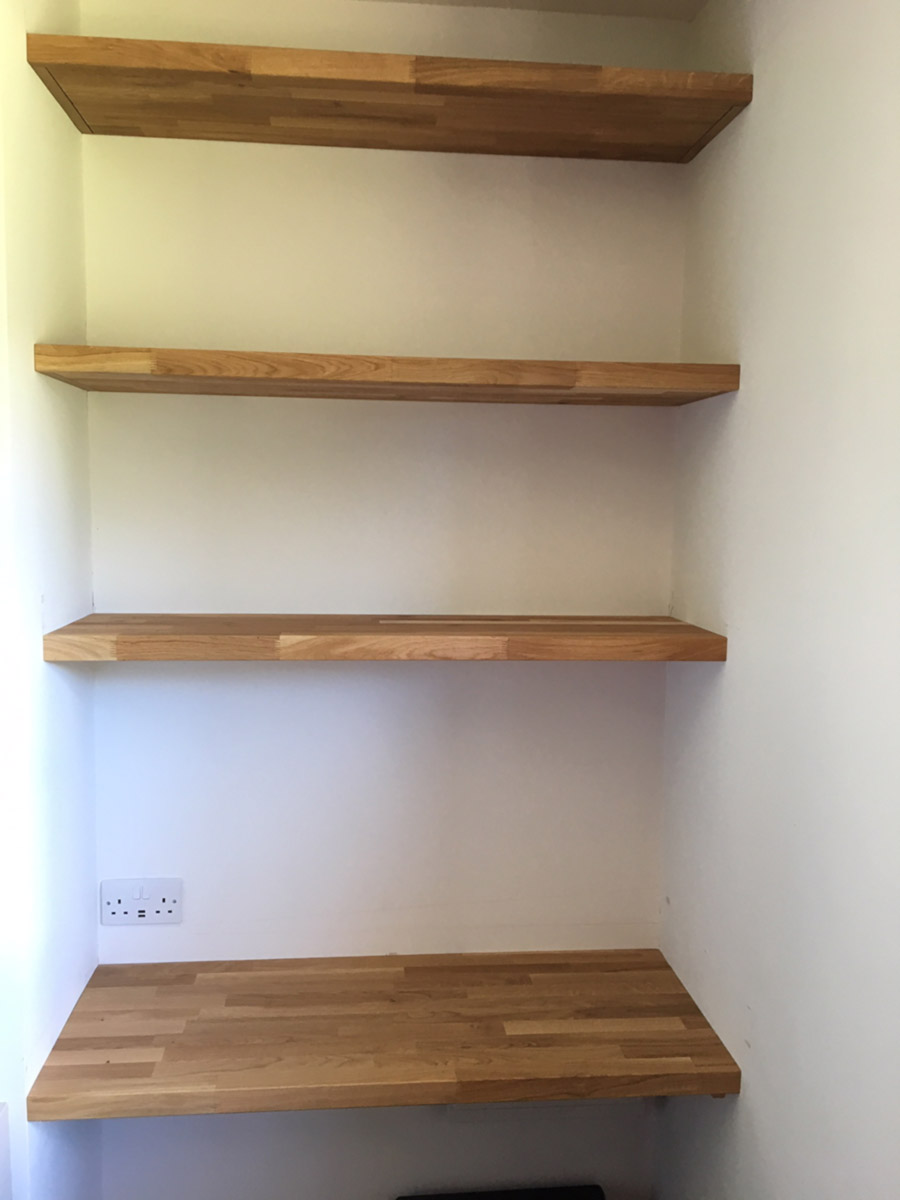 Oak on sale floating desk